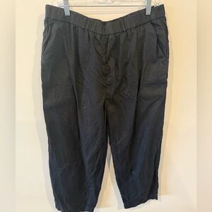 Quince Women's Classic Linen Black Capris